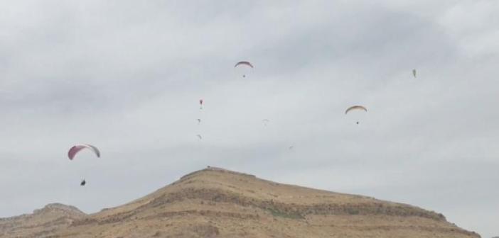 Derik, Mardin'i dünyaya paraşütle tanıtacak