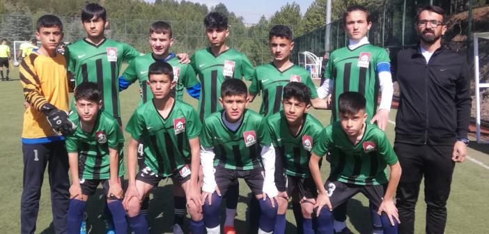 U15 Gençler Bölge Şampiyonu Derik Akademi oldu