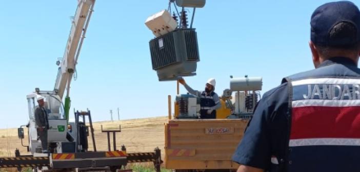 Dicle Elektrik 13 trafoya el koydu