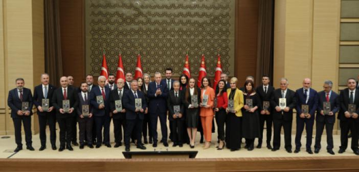 Anadolu Medya Ödülleri 8. kez sahiplerini arıyor