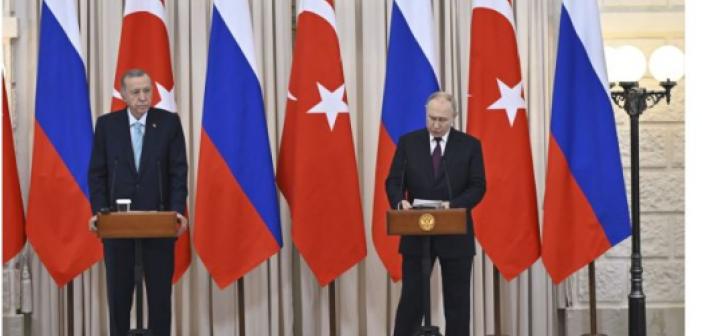 Putin, Cumhurbaşkanı Erdoğan'a 'kuş sütü' ikram etti