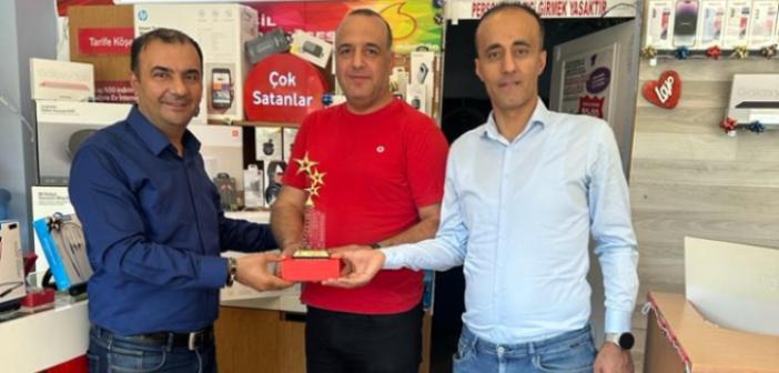 Nusaybin Mira İletişim Vodafone Bayisi Türkiye Birincisi Oldu