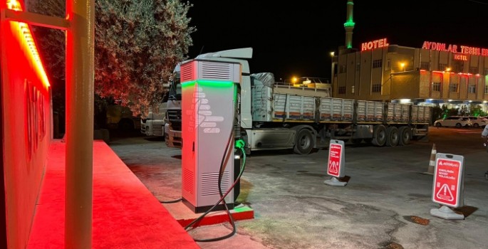 İlk Elektrikli Şarj İstasyonu Aydınlar Tesislerine konuldu