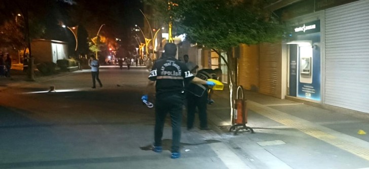 Kızıltepe'de Olaylı Gece! Silahlı Saldırıda Ölü ve yaralılar var