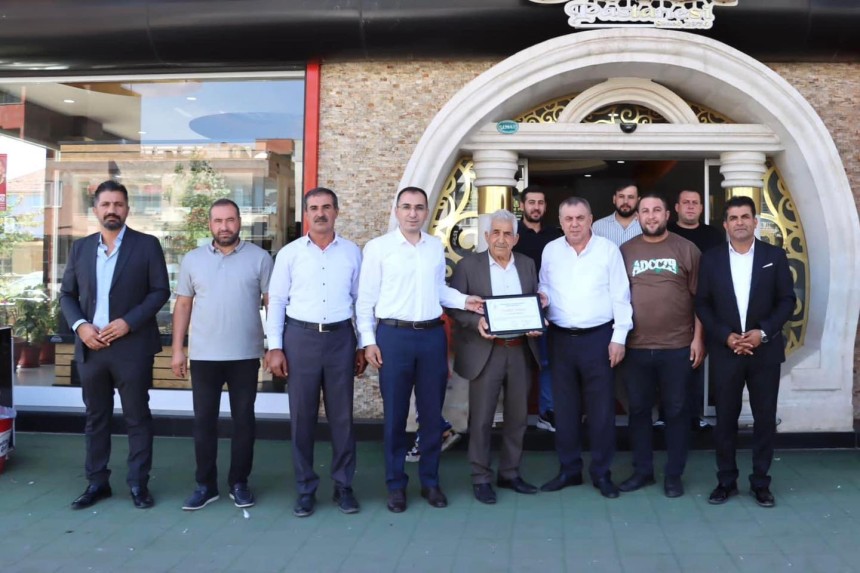 Yılların esnafına tek tek teşekkür…