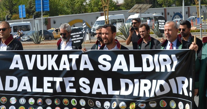 Bu sefer Mardinli Avukatlar yürüdü!