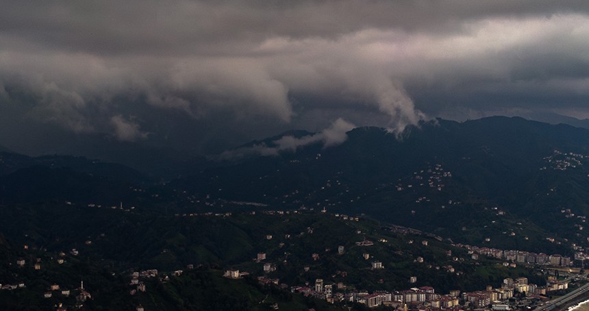 Rize'de metrekareye 200 kilogramın üzerinde yağış düştü