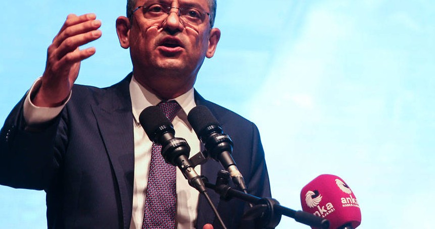 Özgür Özel: "Önce partiyi sonra Türkiye’yi iyi bir noktaya taşıyacağız"