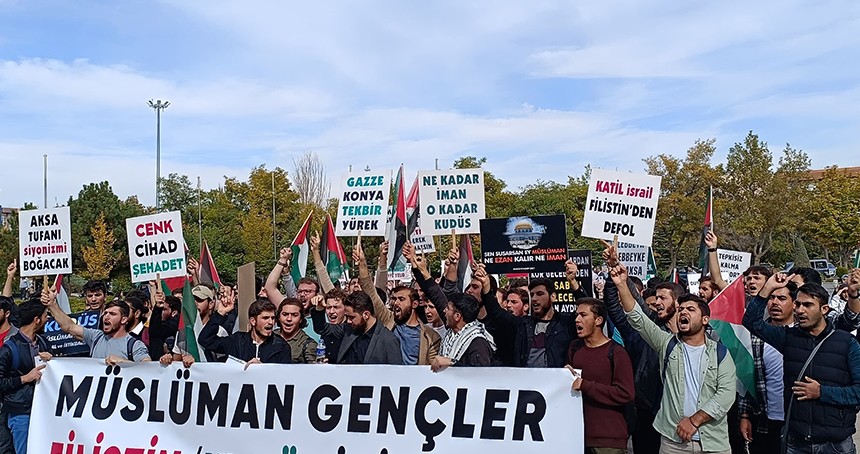 Selçuk Üniversitesi'nde Filistin'e destek yürüyüşü
