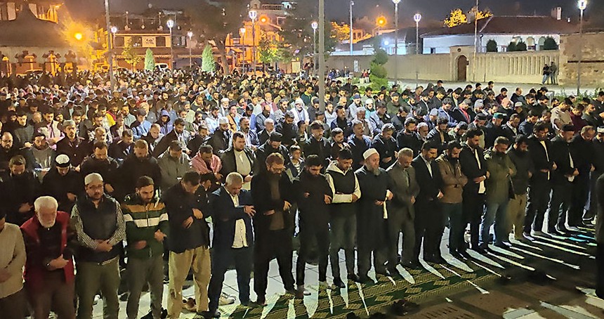 Konya'da İslami STK'lar ve halk siyonist rejimin yaptığı katliamları lanetledi