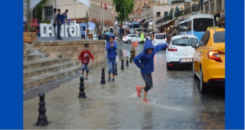 Mardin ve ilçelerinde şiddetli yağmur etkili oldu