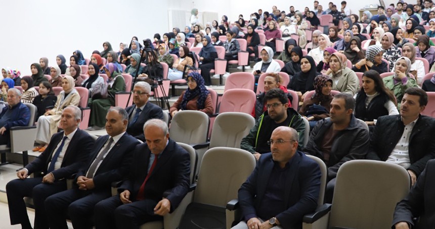 Elâzığ'da 'Filistin Meselesi' konulu panel düzenlendi