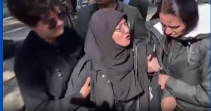 Fidan-Blinken görüşmesi sürerken bakanlık önünde protesto gösterisi düzenleyen kadın gözaltına alındı