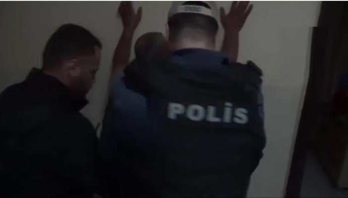 92 yaşındaki adamın cinayetinde şüpheliler adliyeye çıkarıldı