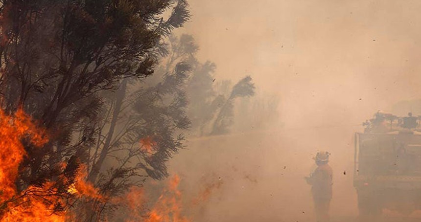 Avustralya'da orman yangınları nedeniyle çok sayıda kişi tahliye edildi