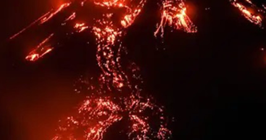 Etna Yanardağı'nda volkanik hareketlilik sürüyor