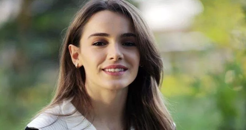 Hafsa Nur Sancaktutan kimdir? Ya Çok Seversen Leyla Kimdir?