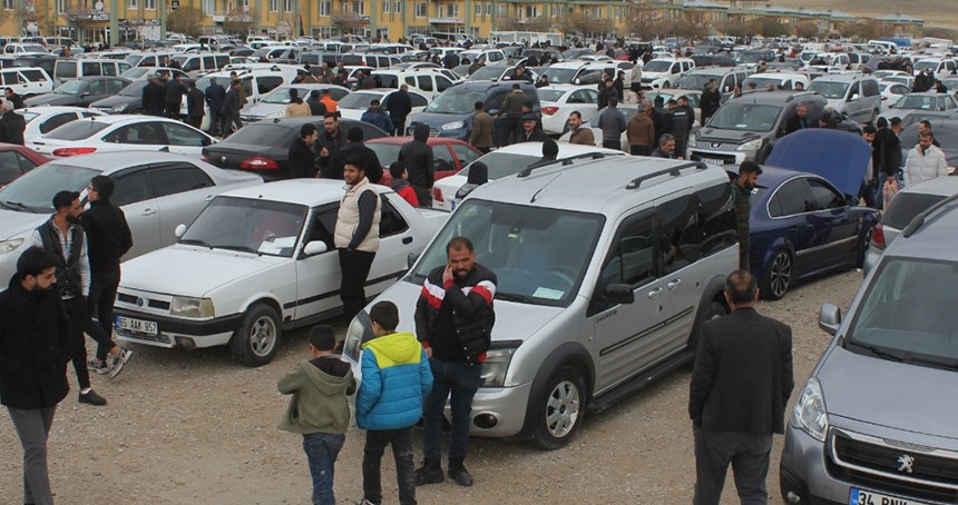 İkinci el araç fiyatlarında düşüş sürüyor