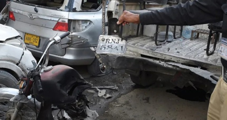 Pakistan'da bombalı saldırı: 1 ölü, 2 yaralı