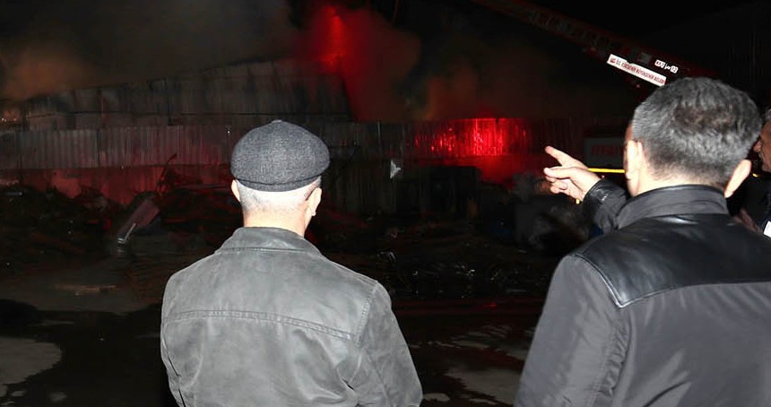 Eskişehir'de geri dönüşüm tesisinde yangın