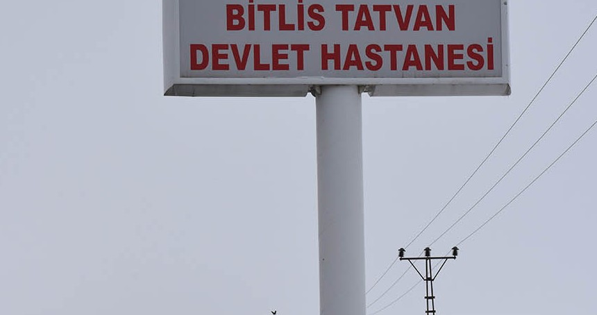 Bitlis'te zincirleme trafik kazası: 20 yaralı