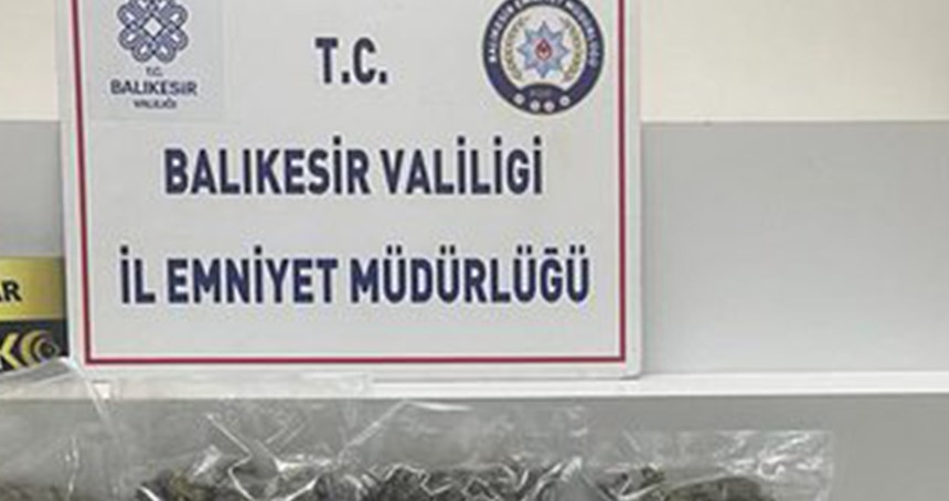 Balıkesir'de uyuşturucu operasyonu: 2 kilo 118 gram uyuşturucu ele geçirildi