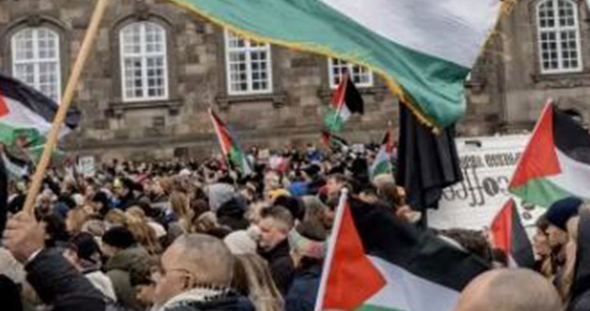 Danimarka'da Filistin'e destek için binlerce kişi yürüdü