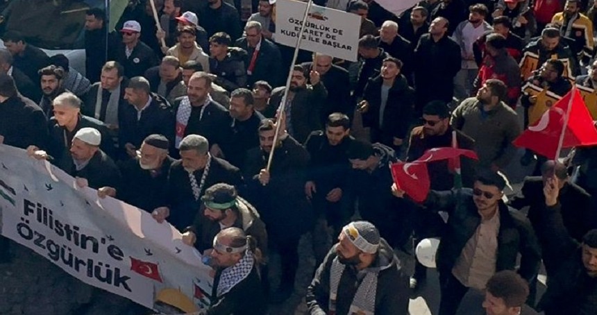 Mardin'de, Gazze'ye destek yürüyüşü yapıldı