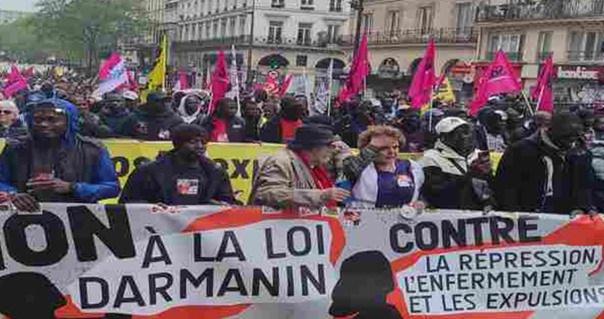Fransa'da "göç yasası" protesto edildi