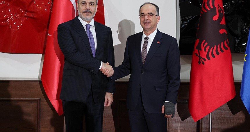 Arnavutluk Cumhurbaşkanı Begaj, Dışişleri Bakanı Fidan'ı kabul etti 