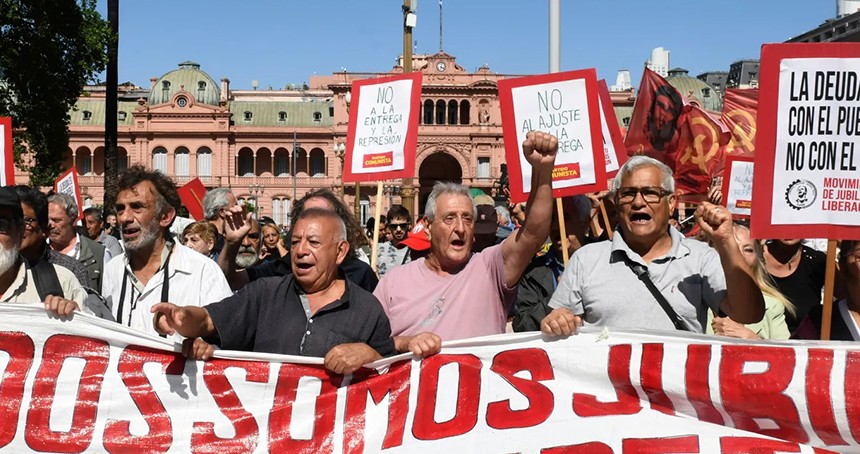 Arjantin'de hükümetin ekonomi politikaları protesto edildi