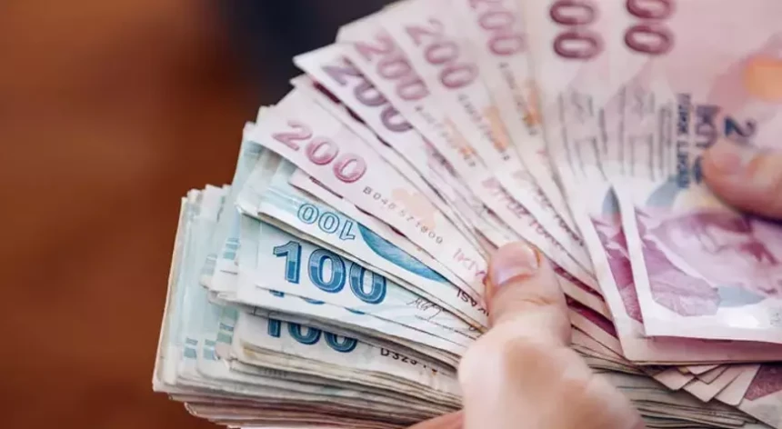 Torba yasa geliyor: Kademeli emeklilik, 3600 ek gösterge, taşerona kadro...