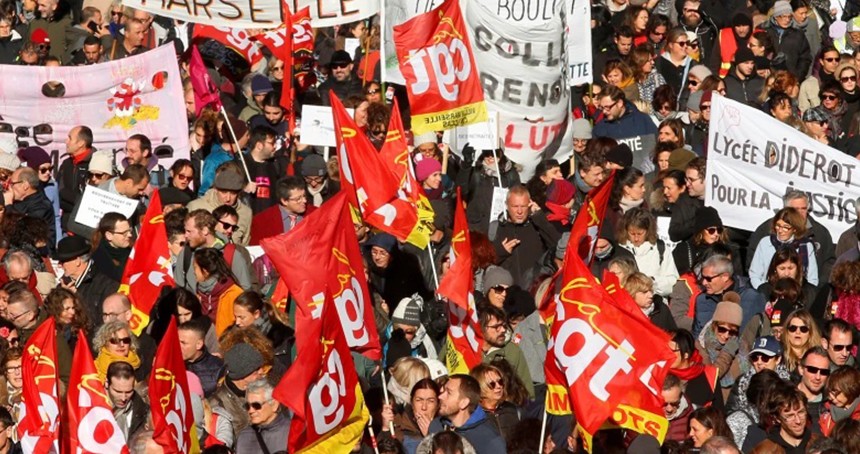 Fransa'da öğretmenlerden grev kararı 