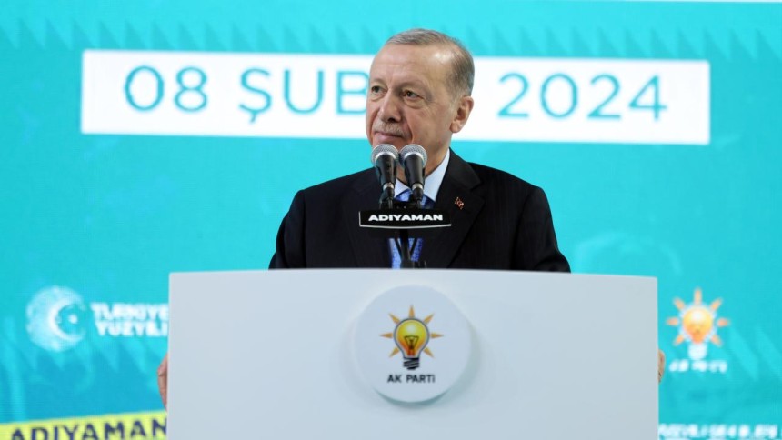 Cumhurbaşkanı Erdoğan: Bunlar siyasi kariyer peşinde koşan kifayetsiz muhterislerdir