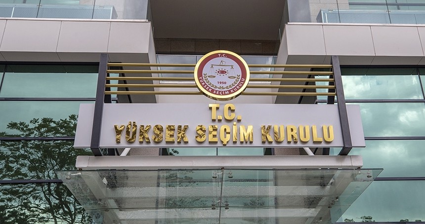 Siyasi partilerin aday listelerini sunmaları için son gün yarın