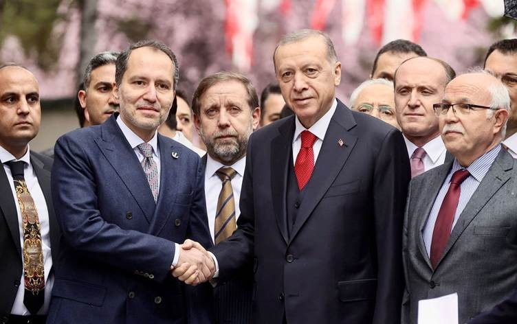 Erbakan, AK Parti ile neden uzlaşamadıklarını anlattı
