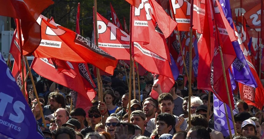 Arjantin’de halk hükümetin ekonomi politikalarını protesto etti 