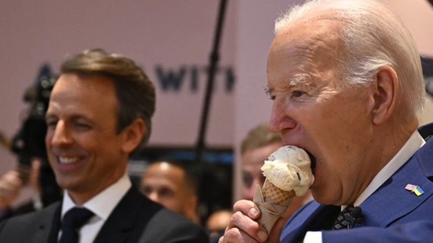 Dondurma yerken ateşkes açıklaması yapan Biden'a tepki yağıyor