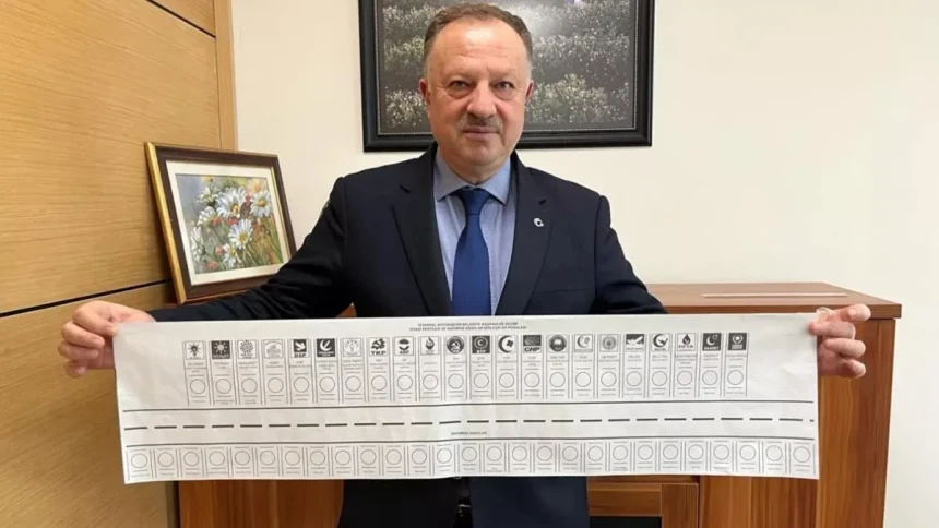 Oy pusulaları görücüye çıktı: En uzunu 1 metre ile o şehirde