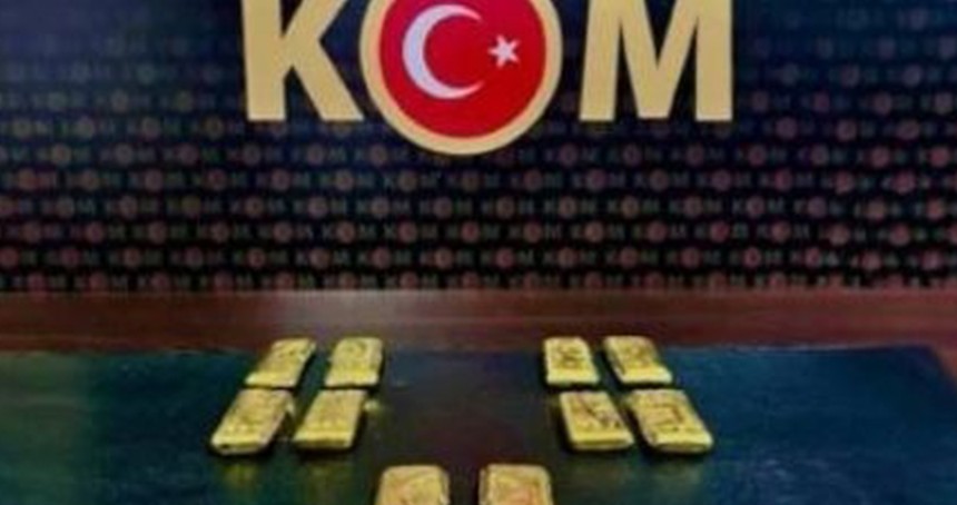 Yolcu tobüsünde 3 kilogram külçe altın ele geçirildi