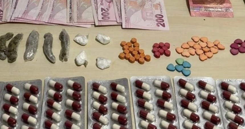 İzmir'de uyuşturucu operasyonu: 2 tutuklama