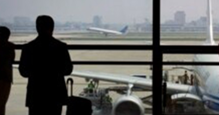 Çin, ABD'ye seyahat edecek vatandaşlarını uyardı