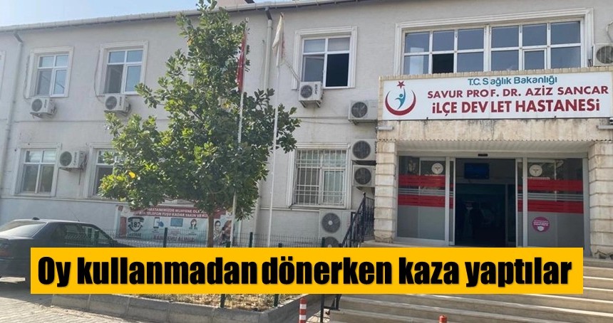 Oy kullanmadan dönerken kaza yaptılar