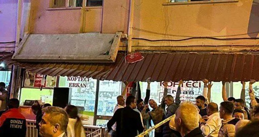 Denizli'de CHP binasının balkonu çöktü: 18 yaralı