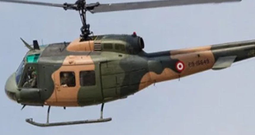 Yağ kaçağı olan askeri helikopter zorunlu iniş yaptı