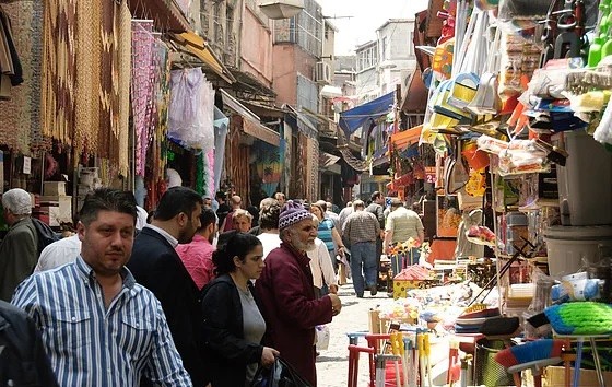 Esnaf bayram alışverişi yoğunluğundan memnun