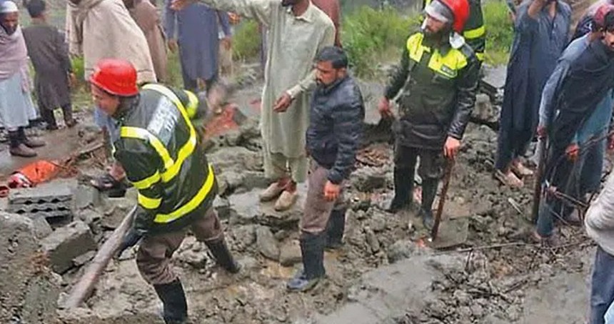 Pakistan'da şiddetli yağışlar nedeniyle can kaybı 63'e yükseldi