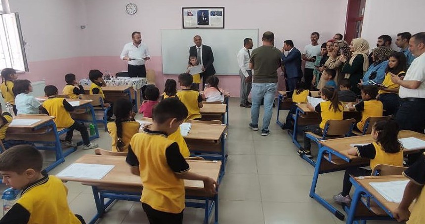 Eğitimci ve velilerden okul kantinlerinde siyonist rejime destek veren firmaların ürünlerinin satılmaması çağrısı 
