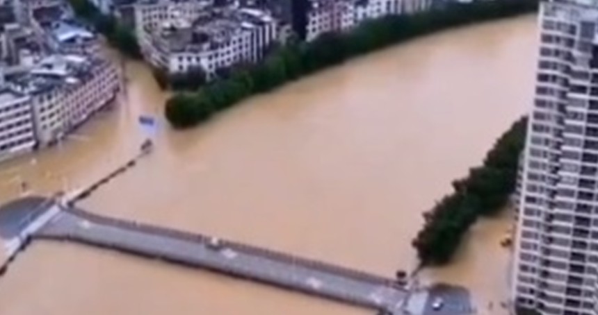 Çin'de aşırı yağışlar: 3 ölü 11 kayıp