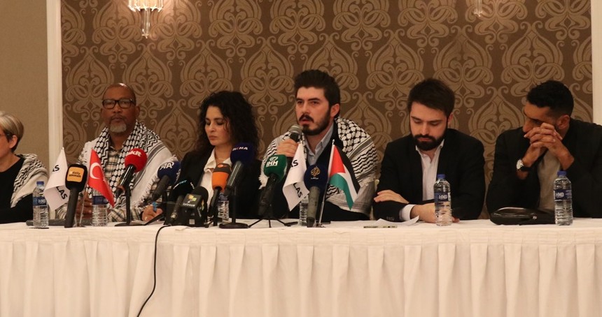 İstanbul'da, Gazze için 14 farklı ülkeden onlarca avukat bir araya geldi